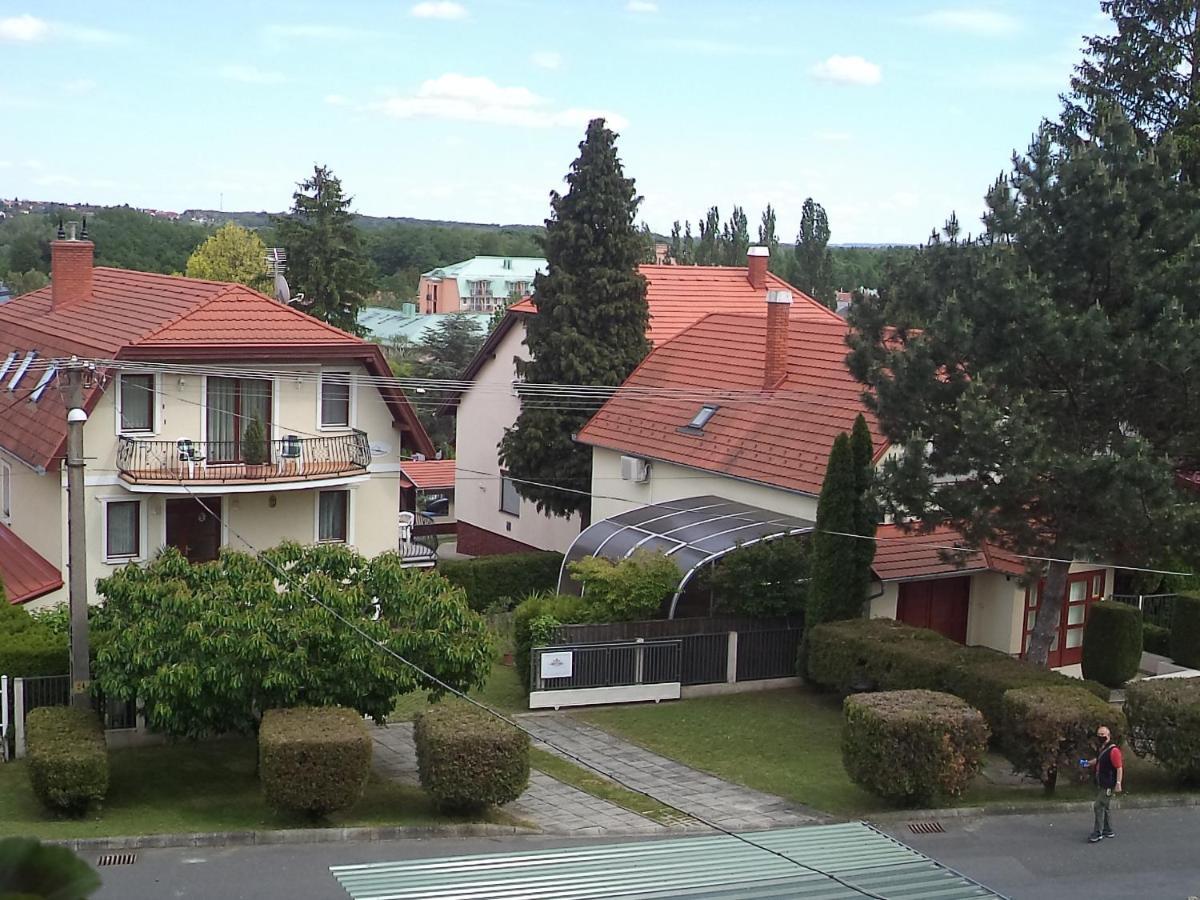 Ferienwohnung Erika Apartmanhazak Hévíz Exterior foto