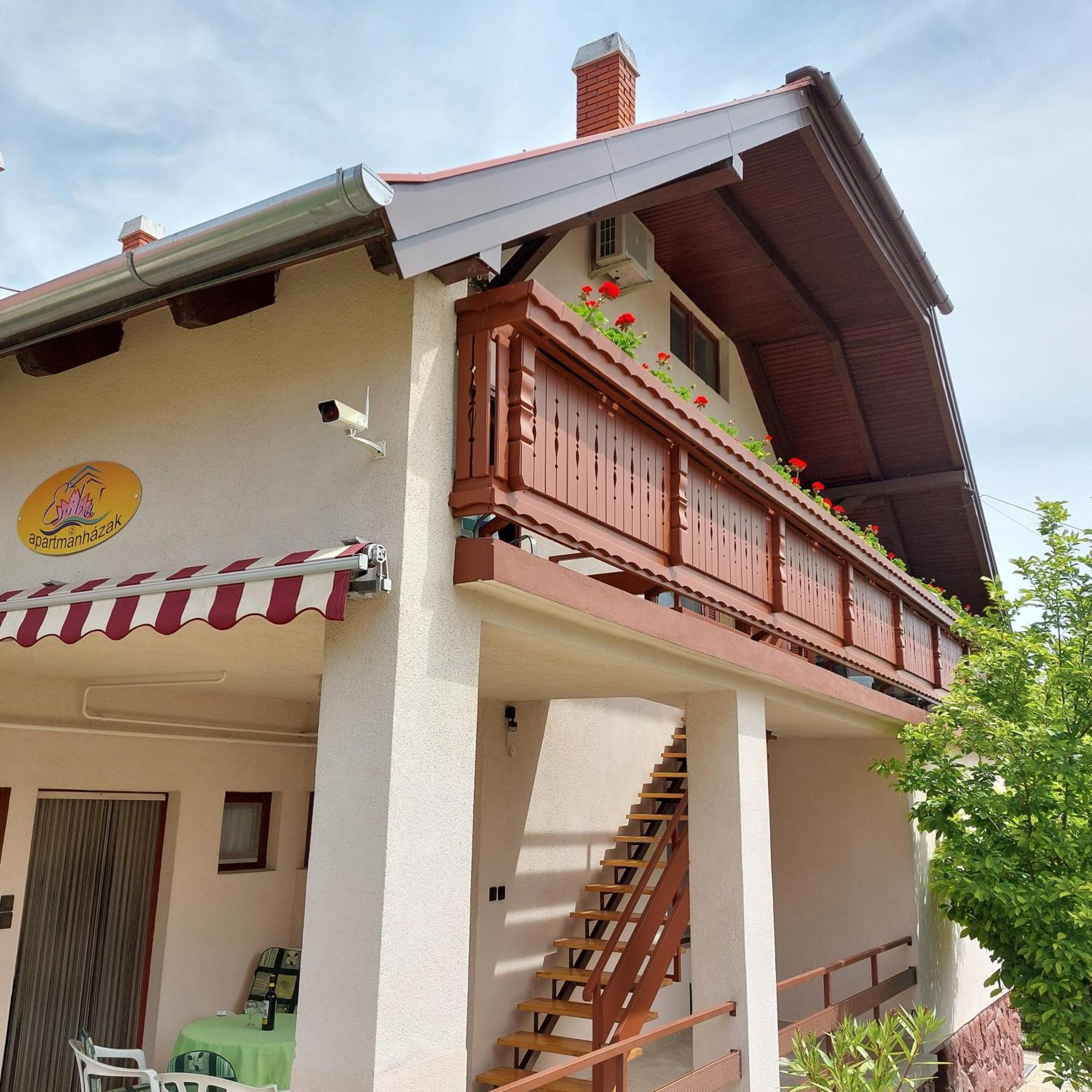 Erika Apartmanhazak Hévíz Exterior foto