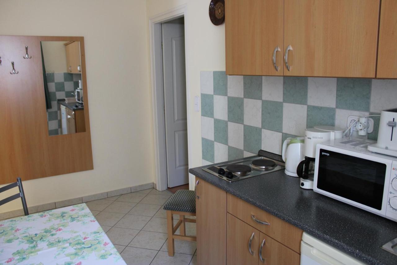 Ferienwohnung Erika Apartmanhazak Hévíz Exterior foto