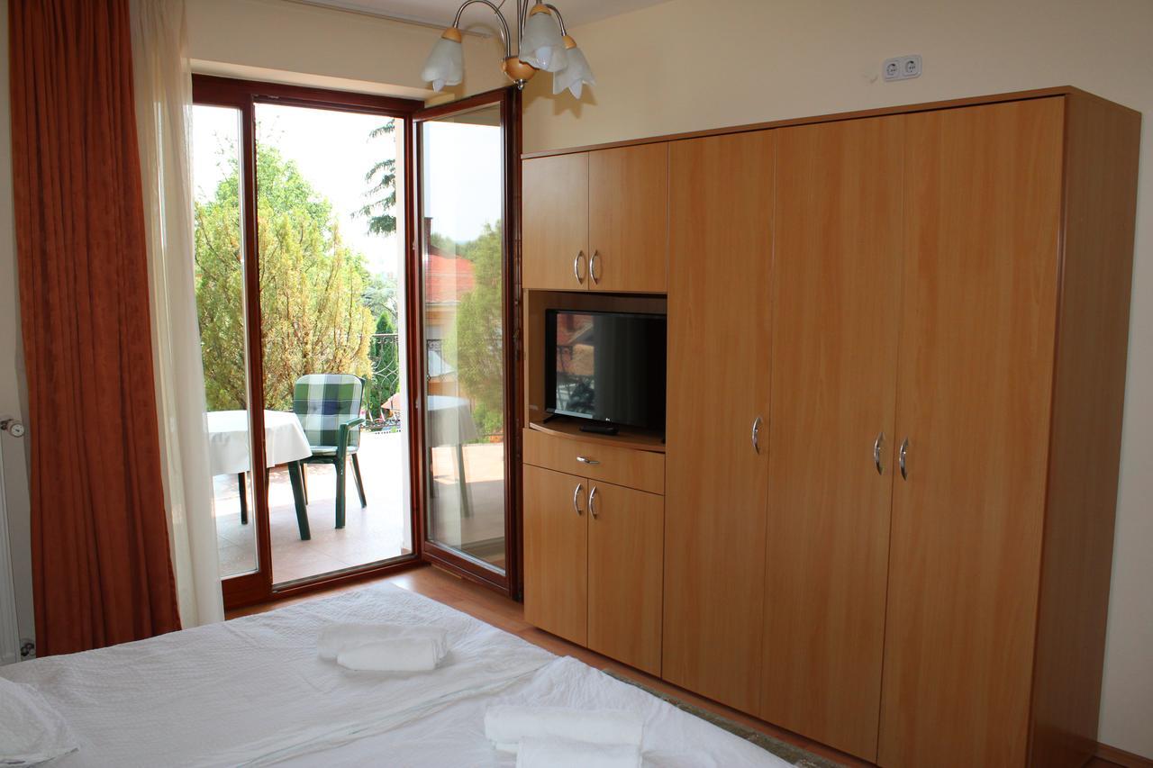 Erika Apartmanhazak Hévíz Exterior foto
