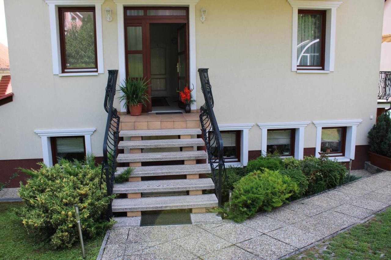 Ferienwohnung Erika Apartmanhazak Hévíz Exterior foto