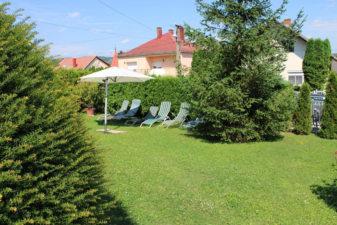 Erika Apartmanhazak Hévíz Exterior foto