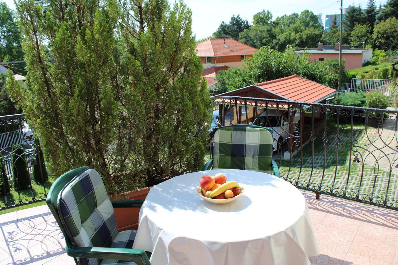 Erika Apartmanhazak Hévíz Exterior foto